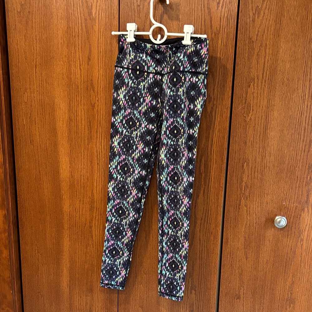 Aztec print athletic leggings